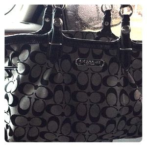 Coach purse used a couple times